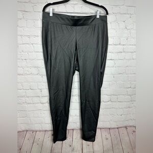 Torrid Faux Leather Leggings Women 1X‎ Plus Size Black Pull On Stretch